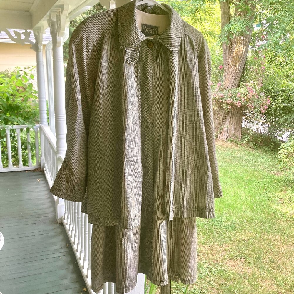 Piretta from Finland Raincoat / Cape